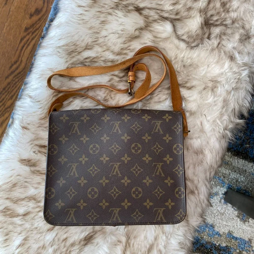 Louis Vuitton Crossbody Cartouchiere PM - Picture 4 of 16